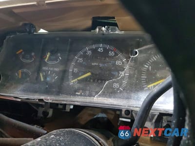 Zdjęcie 9 z 11 samochodu: 1991 FORD F-250 VIN:1FTHX25M9MKB19486 - miniatura