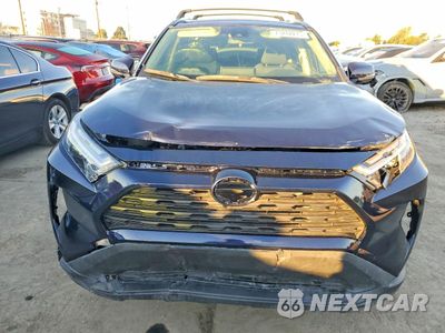 Piąte zdjęcie samochodu w środku: 2024 TOYOTA RAV4 XLE VIN:JTMRWRFV4RD253857 - miniatura