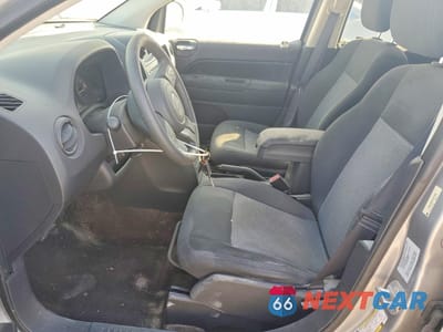 Zdjęcie 7 z 12 samochodu: 2016 JEEP COMPASS SPORT VIN:1C4NJCBA3GD611556 - miniatura