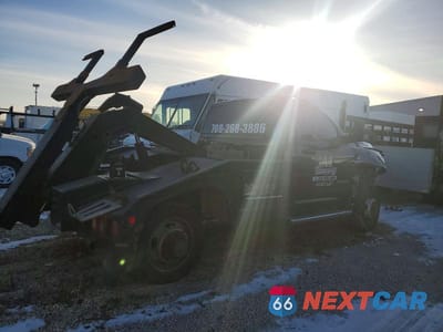 Trzecie zdjęcie samochodu z tyłu: 2019 RAM 4500 TOW TRUCK VIN:3C7WRKAL8KG566882 - miniatura
