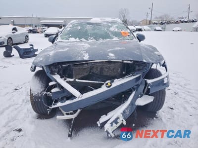 Piąte zdjęcie samochodu w środku: 2022 VOLVO V60 CROSS COUNTRY T5 MOMENTUM VIN:YV4102WK7N1088245 - miniatura