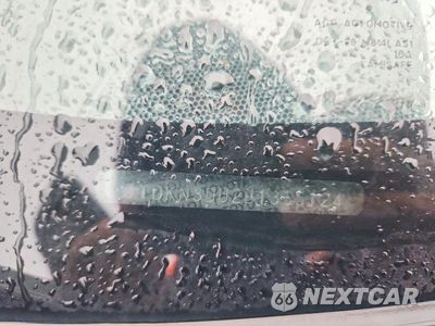 Zdjęcie 13 z 14 samochodu: 2011 TOYOTA PRIUS VIN:JTDKN3DU2B1365124 - miniatura
