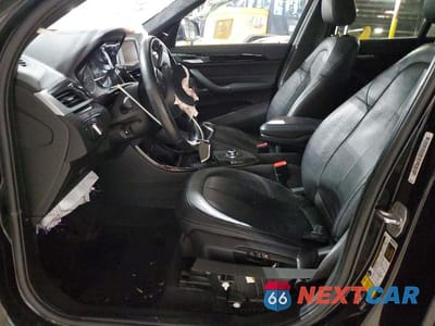 Zdjęcie 7 z 11 samochodu: 2016 BMW X1 XDRIVE28I VIN:WBXHT3C32GP884450 - miniatura