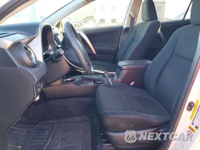Zdjęcie 7 z 12 samochodu: 2015 TOYOTA RAV4 LE VIN:JTMZFREV9FJ055645 - miniatura
