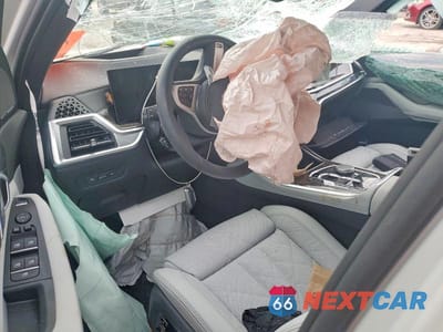 Zdjęcie 8 z 12 samochodu: 2026 BMW X5 XDRIVE40I VIN:5UX23EU0XT9133774 - miniatura