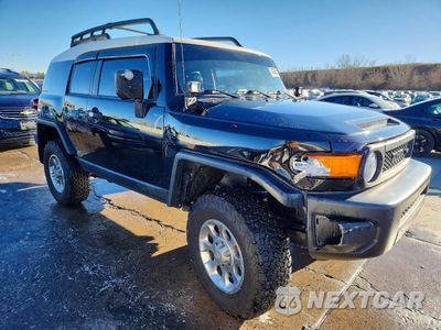 Czwarte zdjęcie samochodu z boku: 2012 TOYOTA FJ CRUISER VIN:JTEBU4BF9CK139103 - miniatura