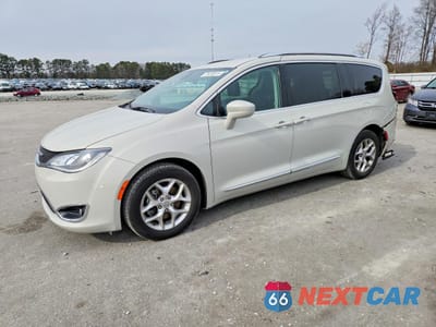 2020 CHRYSLER PACIFICA TOURING L PLUS 2C4RC1EG7LR121063 - główne zdjęcie licytacji z USA - miniatura