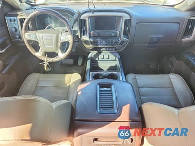 Zdjęcie 8 z 12 samochodu: 2016 GMC SIERRA K2500 DENALI VIN:1GT12UE81GF237382 - miniatura