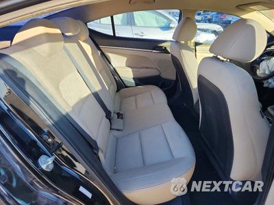 Zdjęcie 10 z 13 samochodu: 2017 HYUNDAI ELANTRA SE VIN:KMHD74LF4HU367343 - miniatura