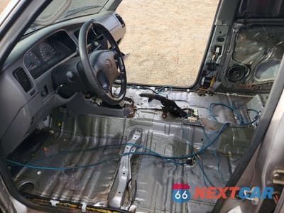 Zdjęcie 7 z 14 samochodu: 2002 TOYOTA 4RUNNER SR5 VIN:JT3GN86R820259184 - miniatura