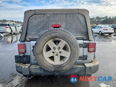 Zdjęcie 6 z 12 samochodu: 2017 JEEP WRANGLER SPORT VIN:1C4AJWAG5HL754568 - miniatura
