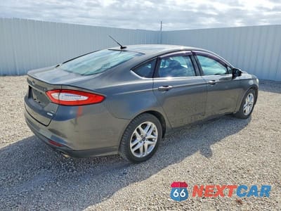 Trzecie zdjęcie samochodu z tyłu: 2016 FORD FUSION SE VIN:3FA6P0HD1GR199444 - miniatura