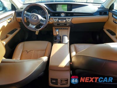 Zdjęcie 8 z 12 samochodu: 2018 LEXUS ES 350 VIN:58ABK1GG6JU102039 - miniatura