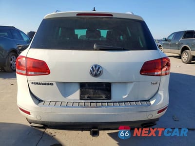 Zdjęcie 6 z 12 samochodu: 2011 VOLKSWAGEN TOUAREG V6 TDI VIN:WVGFK9BP3BD002898 - miniatura
