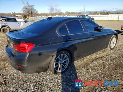 Trzecie zdjęcie samochodu z tyłu: 2017 BMW 320 I VIN:WBA8A9C31HK864806 - miniatura