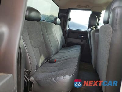 Zdjęcie 10 z 12 samochodu: 2005 CHEVROLET SILVERADO C1500 VIN:1GCEC19X45Z271309 - miniatura