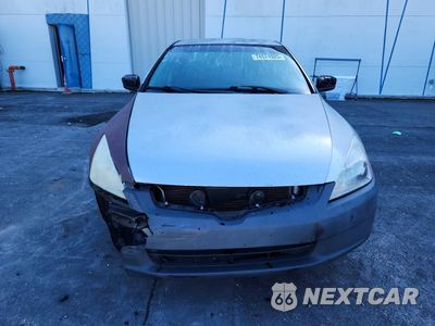 Piąte zdjęcie samochodu w środku: 2004 HONDA ACCORD DX VIN:JHMCM56184C014942 - miniatura