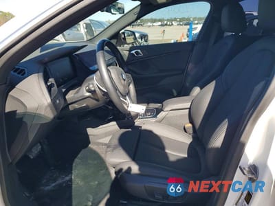 Zdjęcie 7 z 11 samochodu: 2024 BMW 228I VIN:WBA53AK09R7R56532 - miniatura