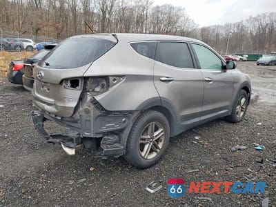 Trzecie zdjęcie samochodu z tyłu: 2018 HYUNDAI SANTA FE SPORT VIN:5NMZTDLB3JH087445 - miniatura