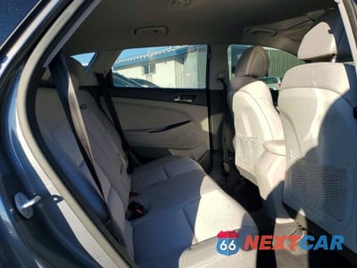 Zdjęcie 11 z 13 samochodu: 2018 HYUNDAI TUCSON SE VIN:KM8J23A43JU691080 - miniatura