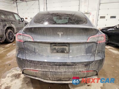 Zdjęcie 6 z 12 samochodu: 2023 TESLA MODEL Y VIN:7SAYGDEE0PF891402 - miniatura
