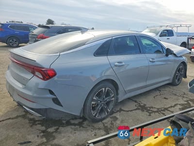 Trzecie zdjęcie samochodu z tyłu: 2023 KIA K5 GT LINE VIN:5XXG64J28PG174279 - miniatura