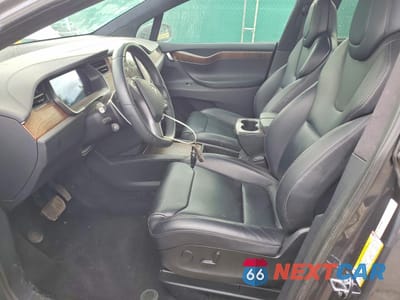 Zdjęcie 7 z 13 samochodu: 2018 TESLA MODEL X VIN:5YJXCBE23JF104447 - miniatura