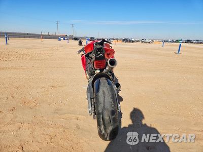 Czwarte zdjęcie samochodu z boku: 2025 DUCATI PANIGALE V4 VIN:ZDMDAG6W5SB002177 - miniatura
