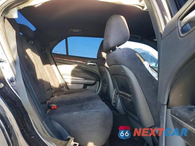 Zdjęcie 10 z 12 samochodu: 2012 CHRYSLER 300 VIN:2C3CCAAG1CH107214 - miniatura