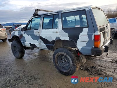 Drugie zdjęcie samochodu z przodu: 1987 JEEP CHEROKEE LAREDO VIN:1JCML7843HT135622 - miniatura