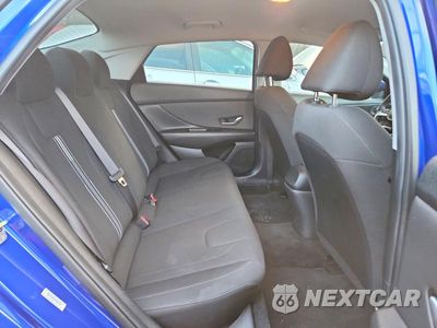 Zdjęcie 10 z 11 samochodu: 2023 HYUNDAI ELANTRA SEL VIN:KMHLS4AG5PU481355 - miniatura