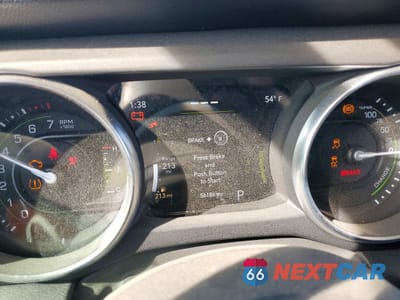 Zdjęcie 9 z 14 samochodu: 2023 JEEP WRANGLER 4XE VIN:1C4JJXN6XPW641767 - miniatura