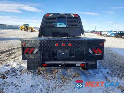 Zdjęcie 6 z 12 samochodu: 2006 FORD F250 SUPER DUTY FLATBED TRUCK VIN:1FTSW21P36EB78107 - miniatura