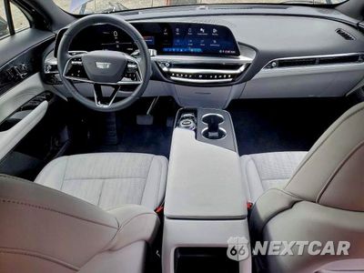 Zdjęcie 8 z 13 samochodu: 2024 CADILLAC LYRIQ LUXURY VIN:1GYKPPRL0RZ139476 - miniatura