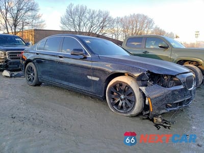 Czwarte zdjęcie samochodu z boku: 2010 BMW 750 I XDRIVE VIN:WBAKC6C51AC393479 - miniatura