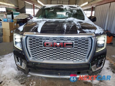 Piąte zdjęcie samochodu w środku: 2023 GMC YUKON XL DENALI VIN:1GKS2JKT2PR374281 - miniatura