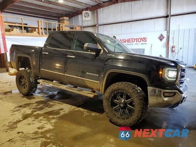 Czwarte zdjęcie samochodu z boku: 2018 GMC SIERRA K1500 SLT VIN:3GTU2NEC2JG476226 - miniatura