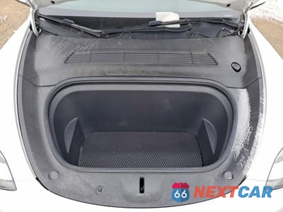Zdjęcie 11 z 12 samochodu: 2021 TESLA MODEL Y VIN:5YJYGDEF6MF251776 - miniatura