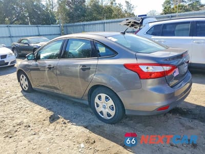 Drugie zdjęcie samochodu z przodu: 2012 FORD FOCUS S VIN:1FAHP3E29CL214696 - miniatura