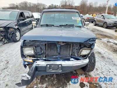 Piąte zdjęcie samochodu w środku: 1987 FORD RANGER SUPER CAB VIN:1FTCR15T8HPB40652 - miniatura