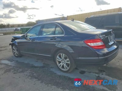 Drugie zdjęcie samochodu z przodu: 2011 MERCEDES-BENZ C 300 4MATIC VIN:WDDGF8BB3BR139523 - miniatura