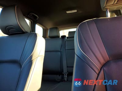 Zdjęcie 10 z 13 samochodu: 2025 TOYOTA CROWN SIGNIA XLE VIN:JTDACAAJ2S3005887 - miniatura