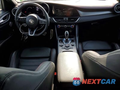 Zdjęcie 8 z 11 samochodu: 2024 ALFA ROMEO GIULIA TI VIN:ZARFAMBN2R7677584 - miniatura