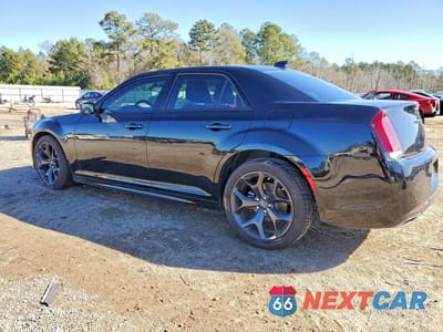 Drugie zdjęcie samochodu z przodu: 2023 CHRYSLER 300 TOURING L VIN:2C3CCADG6PH677260 - miniatura