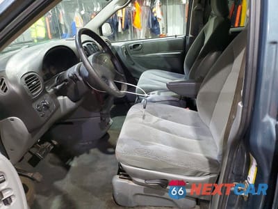 Zdjęcie 7 z 13 samochodu: 2005 CHRYSLER TOWN & COUNTRY LX VIN:2C4GP44R75R300917 - miniatura