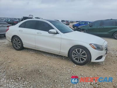 Czwarte zdjęcie samochodu z boku: 2018 MERCEDES-BENZ C 300 VIN:WDDWF4JB0JR413037 - miniatura