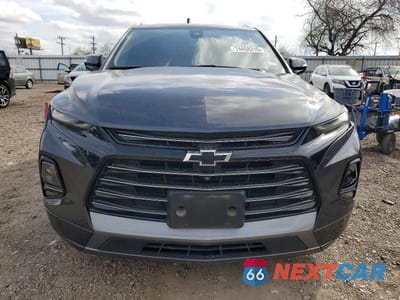 Piąte zdjęcie samochodu w środku: 2022 CHEVROLET BLAZER PREMIER VIN:3GNKBFR4XNS150829 - miniatura