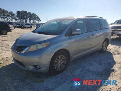 2014 TOYOTA SIENNA XLE 5TDYK3DC7ES408759 - główne zdjęcie licytacji z USA - miniatura