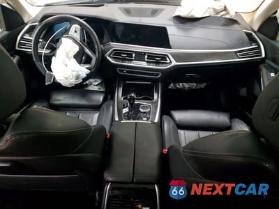 Zdjęcie 8 z 14 samochodu: 2022 BMW X7 XDRIVE40I VIN:5UXCW2C08N9K75457 - miniatura