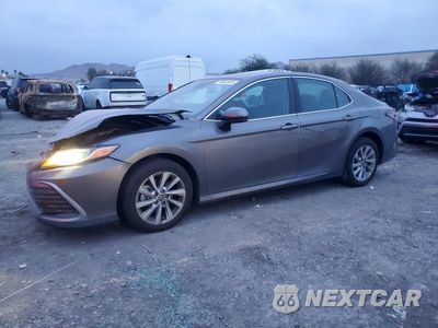 2023 TOYOTA CAMRY LE 4T1C11AK6PU743809 - główne zdjęcie licytacji z USA - miniatura